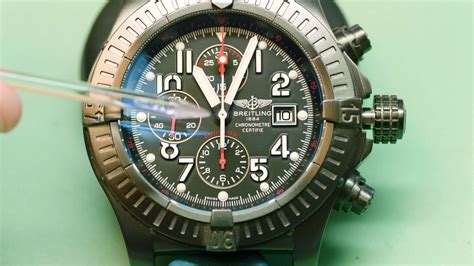 how to spot a fake breitling super avenger|what does a breitling look like.